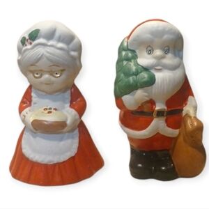 Santa and Mrs. Claus Salt & Pepper Shakers